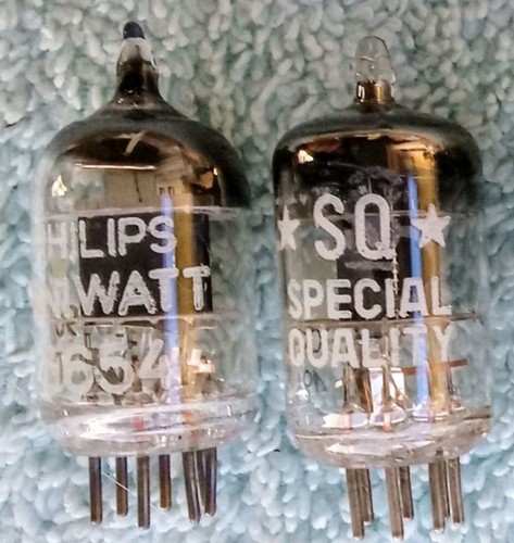 Paio tubi elettronici - di,