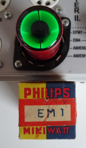 Philips miniwatt em1 - philips,